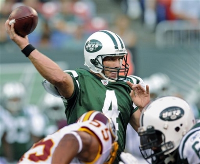 Favre Throws, Jets Lose